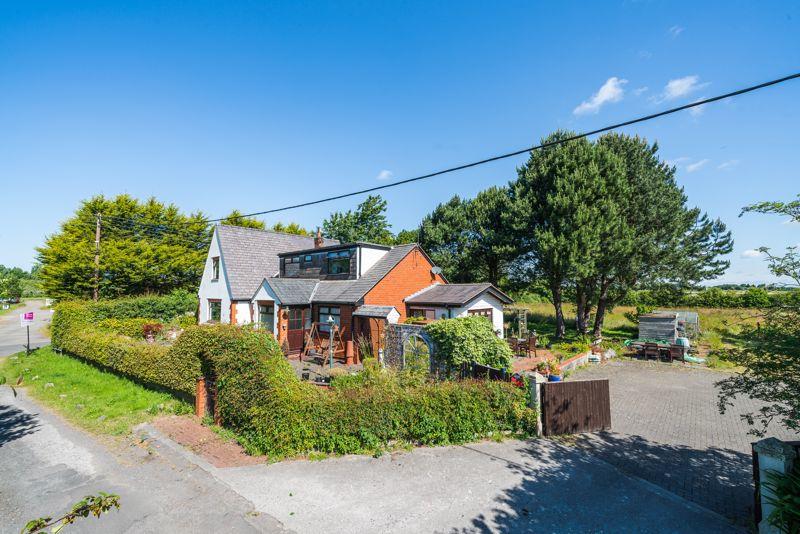 4 bedroom detached house for sale in Warpers Moss Lane, Burscough, L40