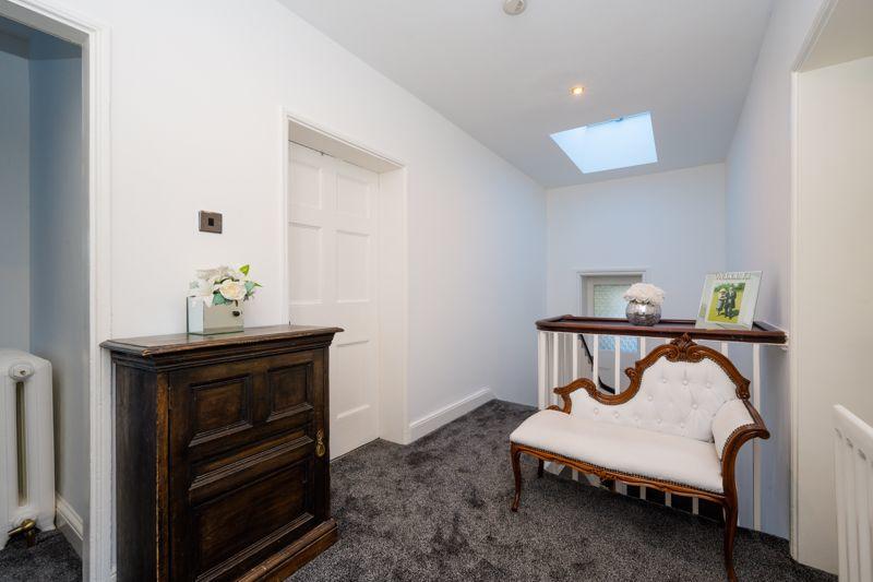 4 bedroom detached house for sale in Damfield Lane, Maghull, L31