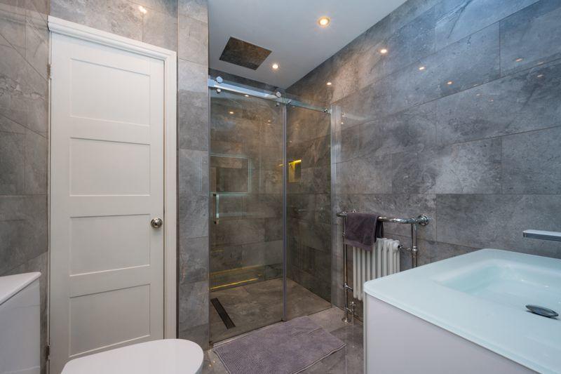 4 bedroom detached house for sale in Damfield Lane, Maghull, L31