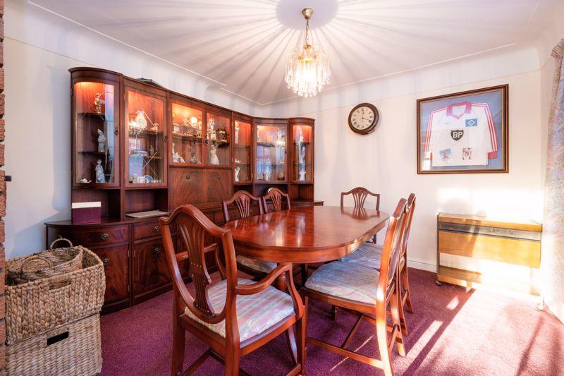 4 bedroom detached house for sale in Swanpool Lane, Aughton, L39