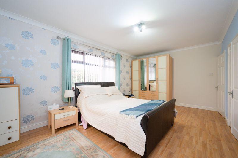 4 bedroom detached house for sale in Swanpool Lane, Aughton, L39