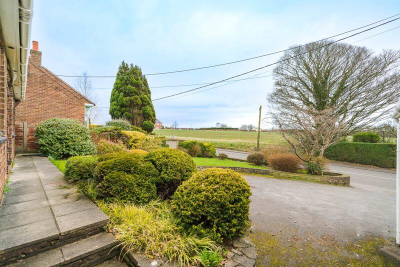 4 bedroom detached house for sale in Liverpool Road, Bickerstaffe, L39