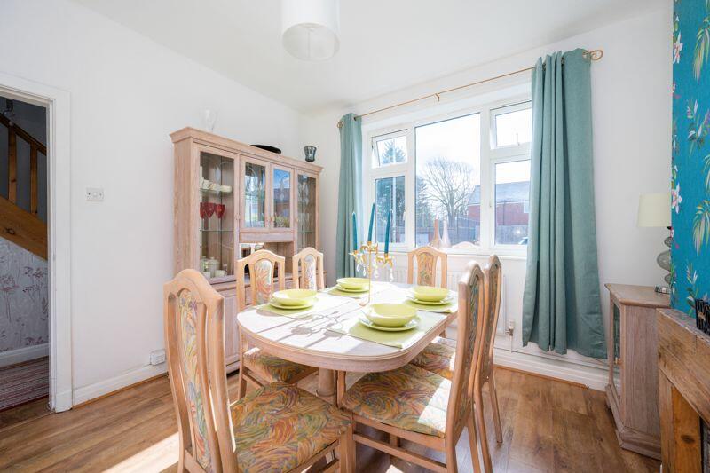 3 bedroom semidetached house for sale in Park Lane, Maghull, L31