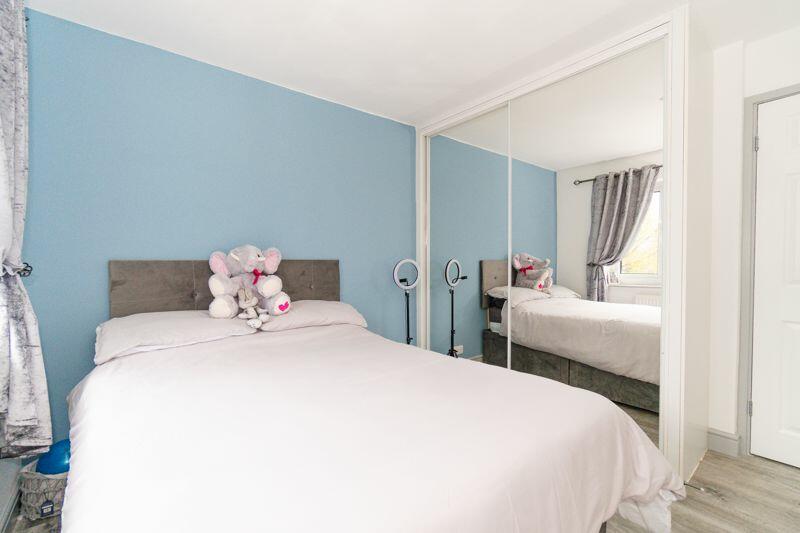 5 bedroom detached house for sale in Pine Crest, Aughton, L39