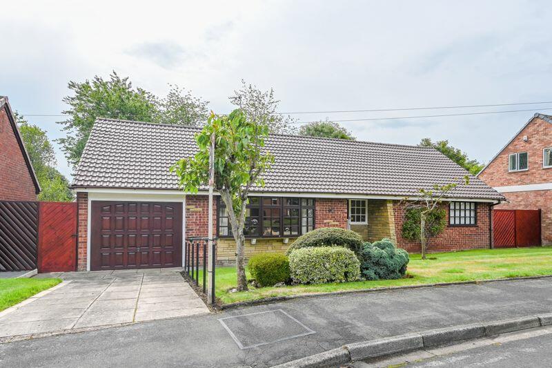 3 bedroom detached bungalow for sale in Westhaven Crescent, Aughton, L39