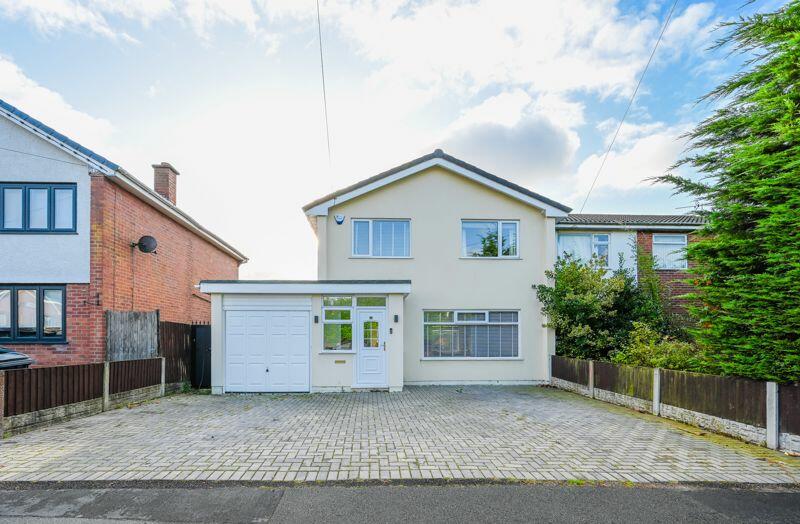4 bedroom semidetached house for sale in Ennerdale Drive, Aughton, L39