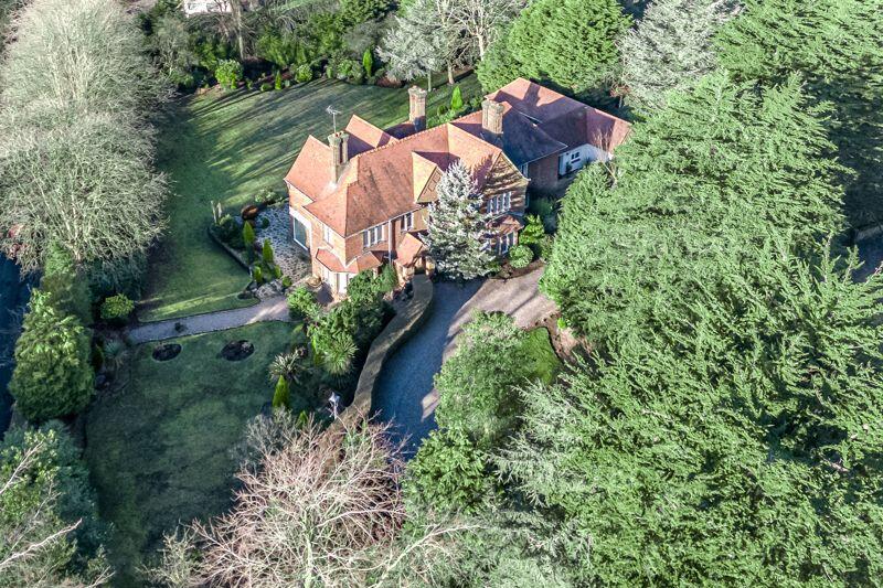 5 bedroom detached house for sale in Granville Park West, Aughton, L39