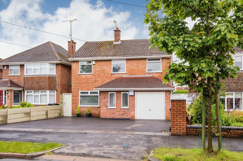 3 bedroom detached house for sale in Buckingham Road, Maghull, L31