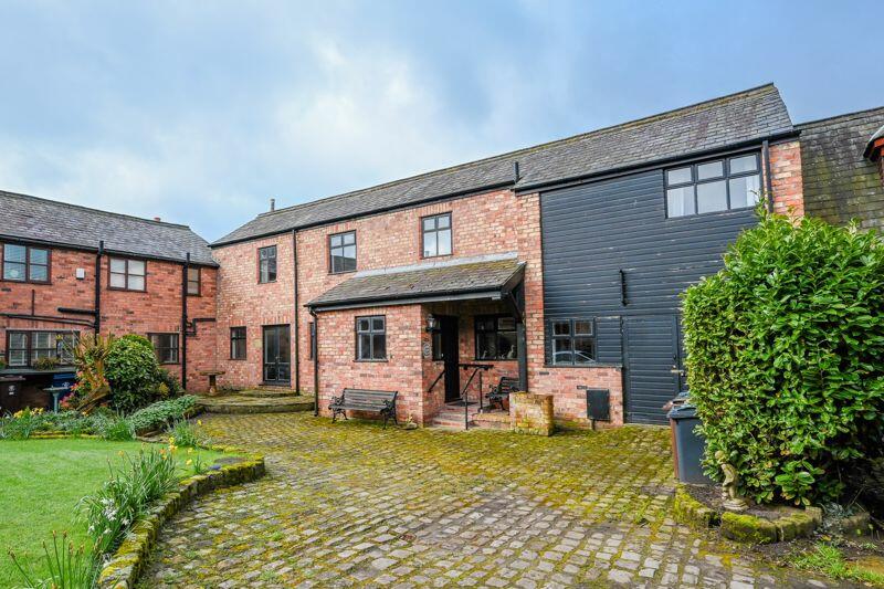 3 bedroom mews property for sale in Scarisbrick Park, Ormskirk, L40
