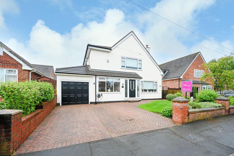 4 bedroom detached house for sale in Sefton Gardens, Aughton, L39