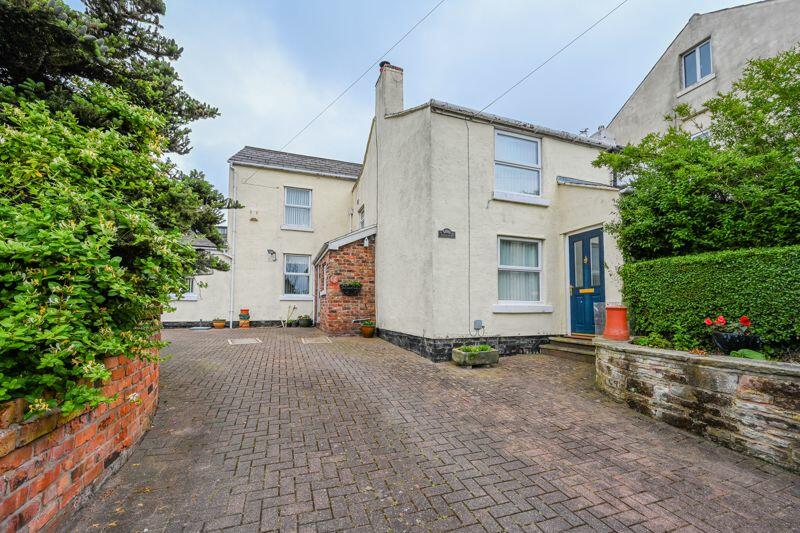 3 bedroom semidetached house for sale in Rock Lane, Melling, L31