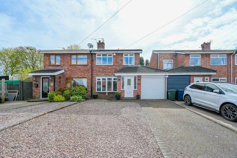 3 bedroom semidetached house for sale in Rivington Drive, Burscough, L40