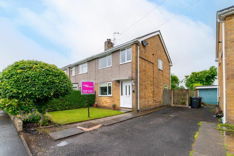 3 bedroom semidetached house for sale in Wordsworth Close, Ormskirk, L39