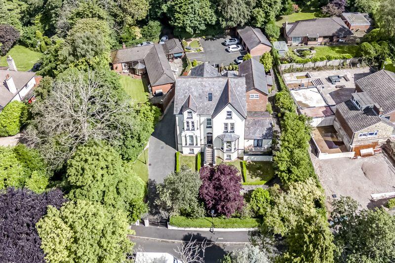 3 bedroom flat for sale in Granville Park, Aughton, L39