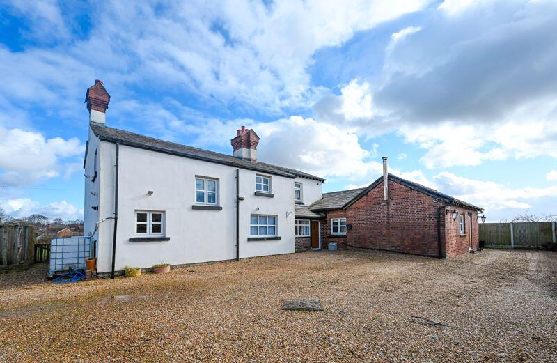 Main image of property: Parsons Brow, Rainford
