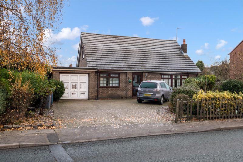 3 Bedroom Detached House For Sale In Square Lane, Burscough, L40