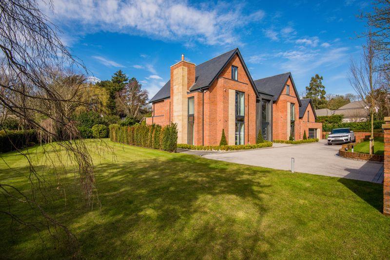 6 bedroom detached house for sale in Granville Park, Aughton, L39