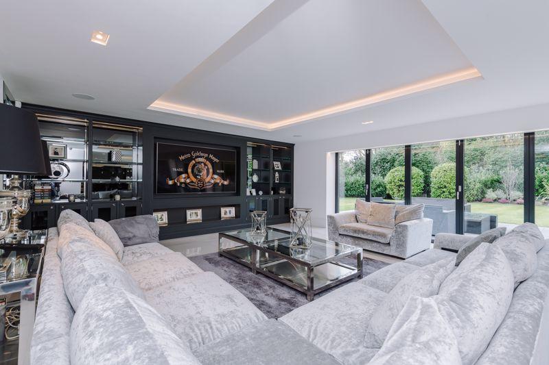 6 bedroom detached house for sale in Granville Park, Aughton, L39