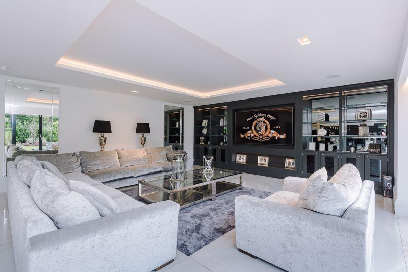 6 bedroom detached house for sale in Granville Park, Aughton, L39