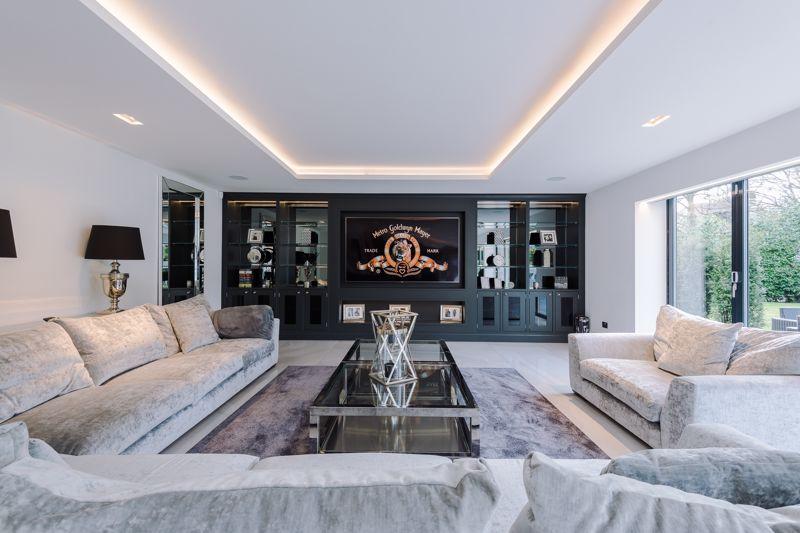 6 bedroom detached house for sale in Granville Park, Aughton, L39