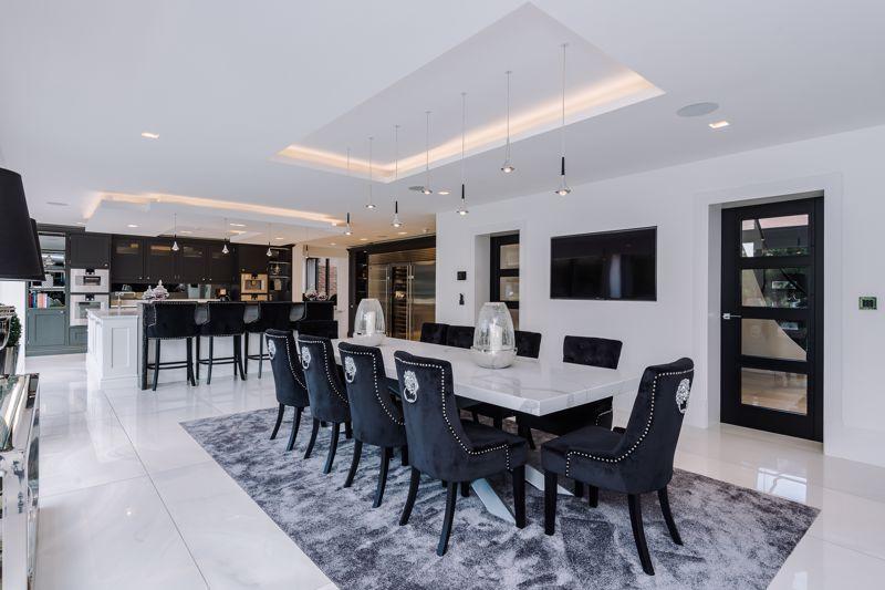 6 bedroom detached house for sale in Granville Park, Aughton, L39