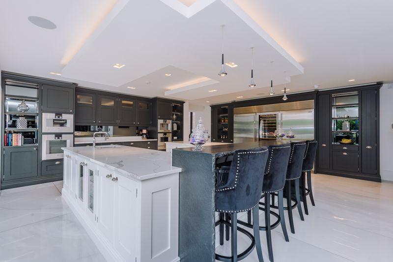 6 bedroom detached house for sale in Granville Park, Aughton, L39