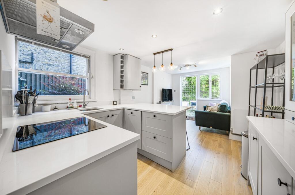 Main image of property: Glenelg Road, London, SW2