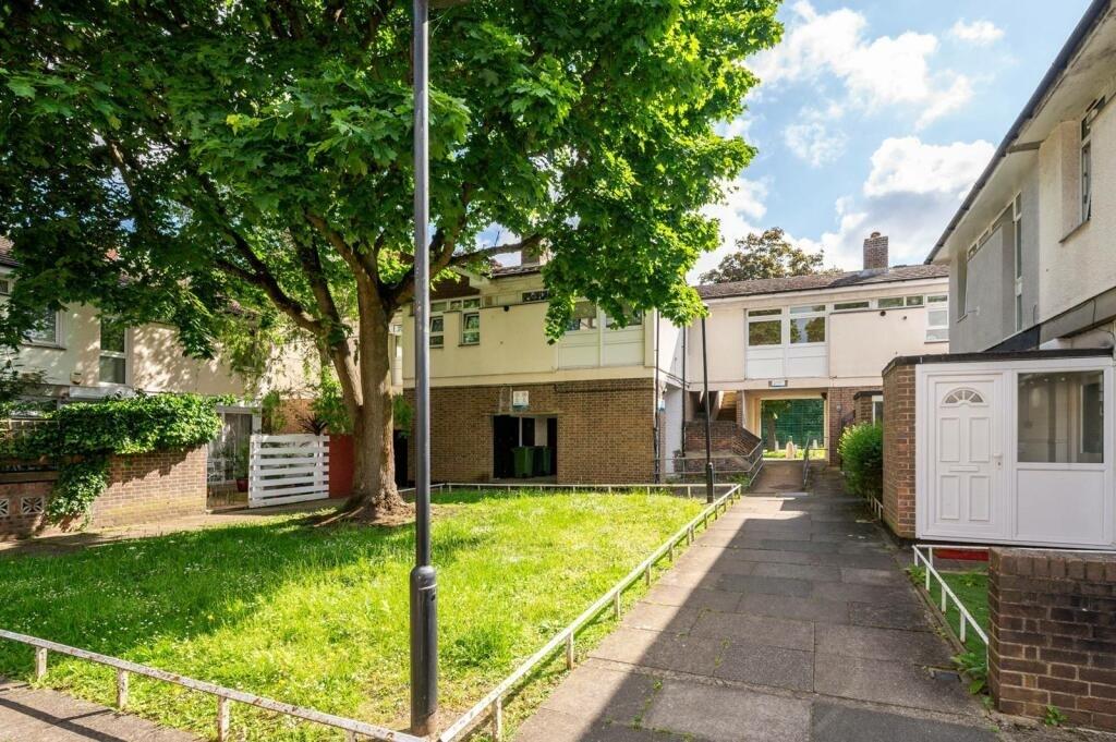 Main image of property: Croxted Road, London, SE21