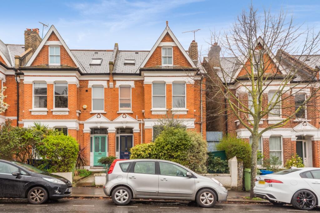 Main image of property: Red Post Hill London SE24