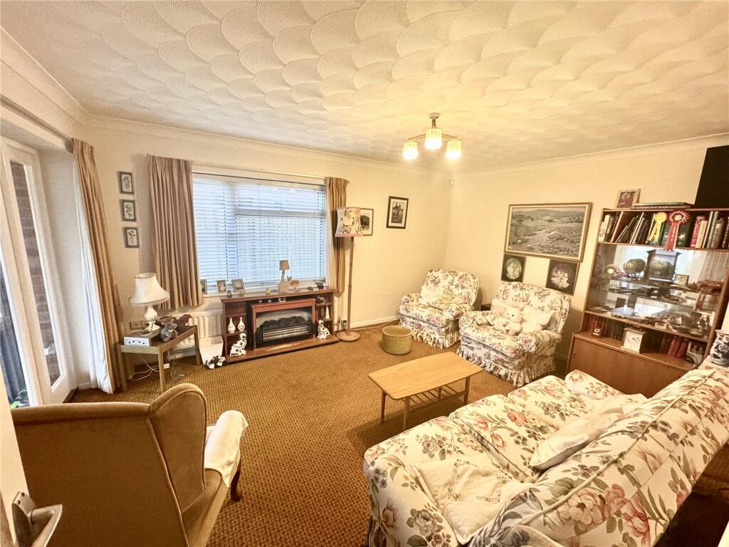 Additional property image - Andrew Lane, New Milton, Hampshire, BH25