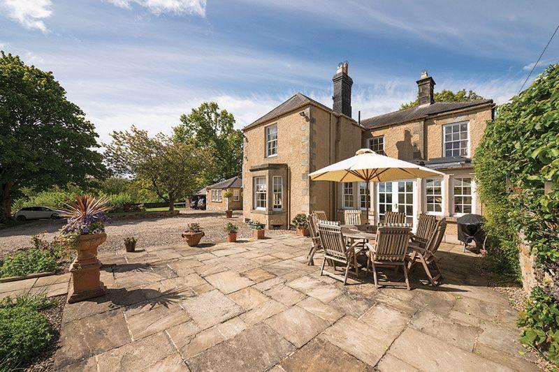 5 bedroom character property for sale in Leazes Lane, Hexham, NE46