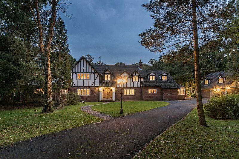 5 bedroom detached house for sale in Gubeon Wood, Tranwell Woods