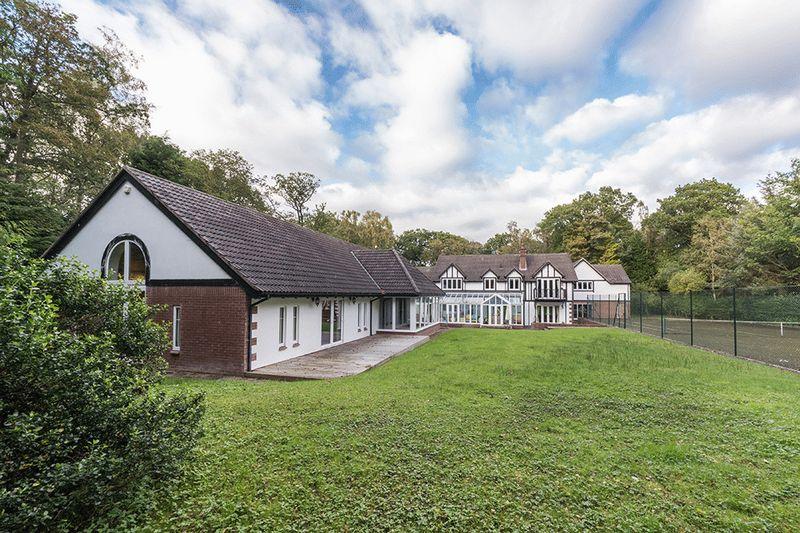 5 bedroom detached house for sale in Gubeon Wood, Tranwell Woods