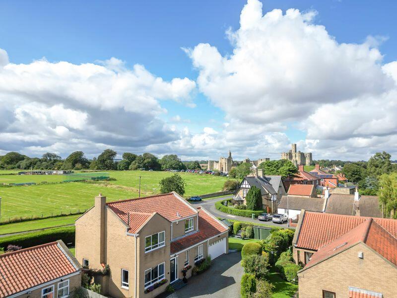 4 bedroom detached house for sale in Beal Croft, Warkworth