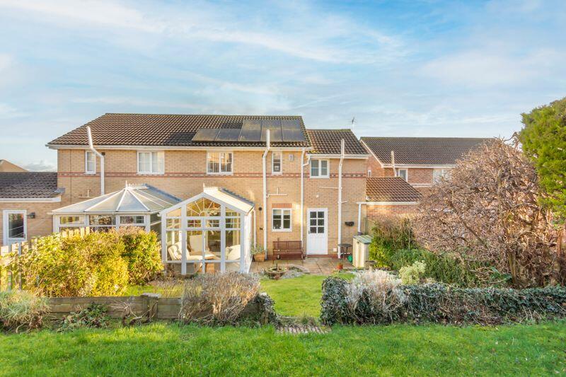 4 bedroom semidetached house for sale in Fairfields, Alnwick