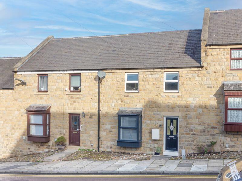 3 bedroom terraced house for sale in Hotspur Place, Alnwick