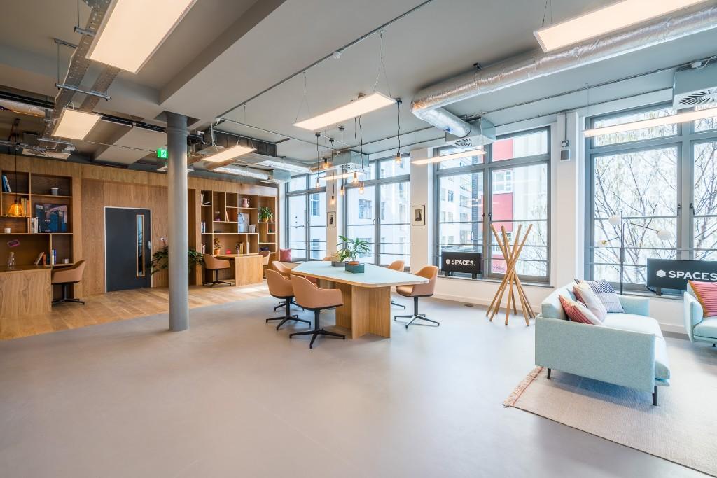 Serviced office to lease in Farringdon Road, London, EC1M