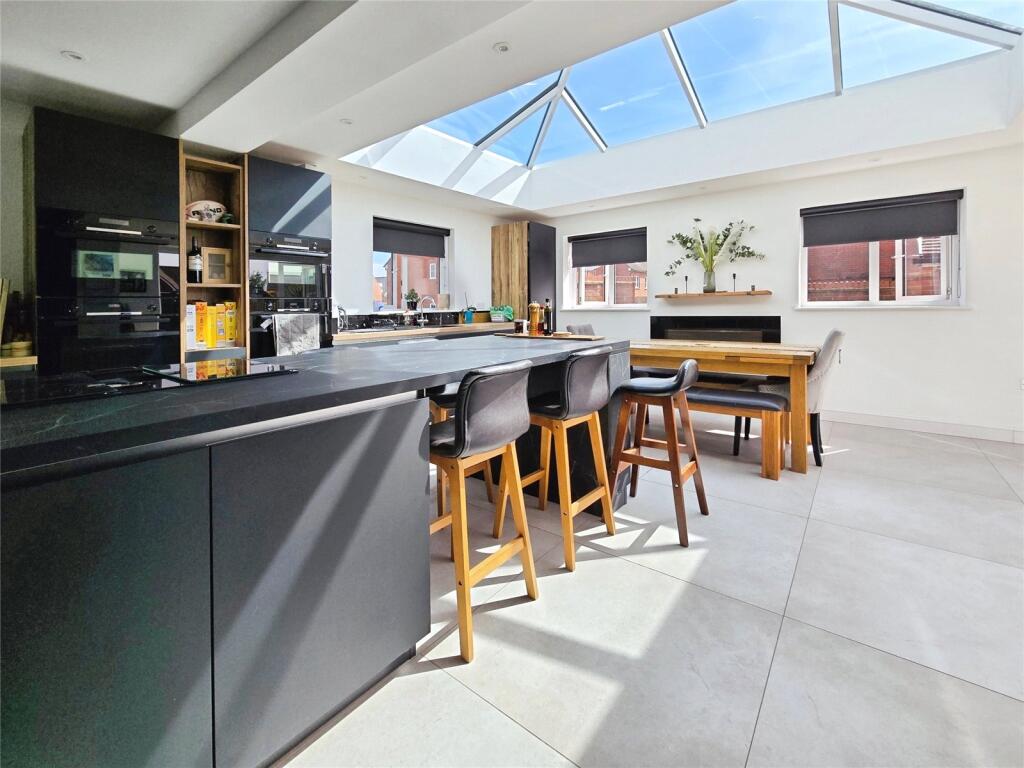 Main image of property: Falcon Way, Bracknell, Berkshire, RG12