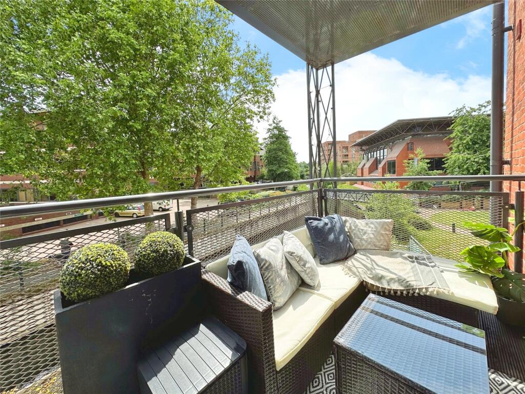 Main image of property: St. Ives Road, Maidenhead, Berkshire, SL6