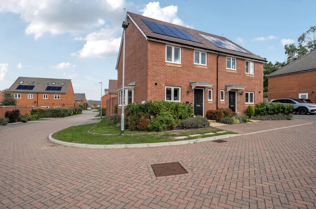 Main image of property: Prestwick Green, Binfield, Bracknell, Berkshire, RG42