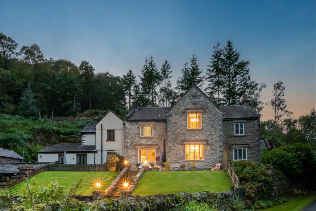 2 bedroom manor house for sale in Danes Court House, Cartmel Fell