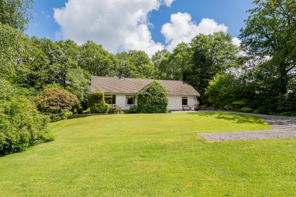 3 bedroom bungalow for sale in Hollin Bank, Canny Hill, Newby Bridge