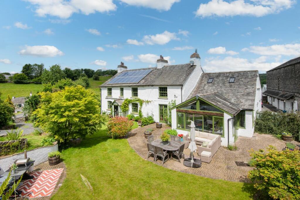 5 bedroom country house for sale in Tarnside Farmhouse, Crosthwaite