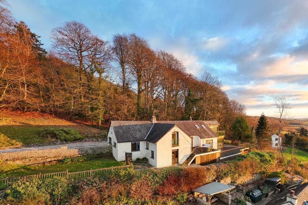 Main image of property: Gatehouse, Brigsteer, Kendal, LA8 8AH