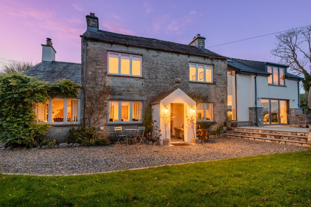 Main image of property: Hill Top, Tearnside, Kirkby Lonsdale, Carnforth