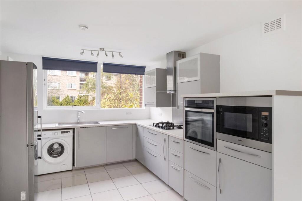 Main image of property: Auckland Road, London, SE19