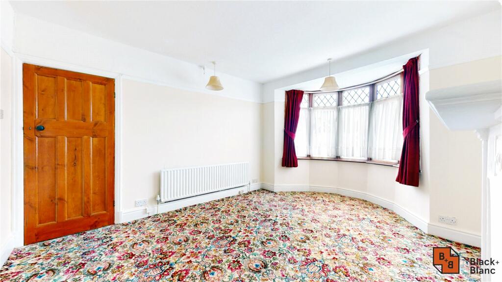 4 bedroom semidetached house for sale in Sefton Road, Croydon, Surrey, CR0