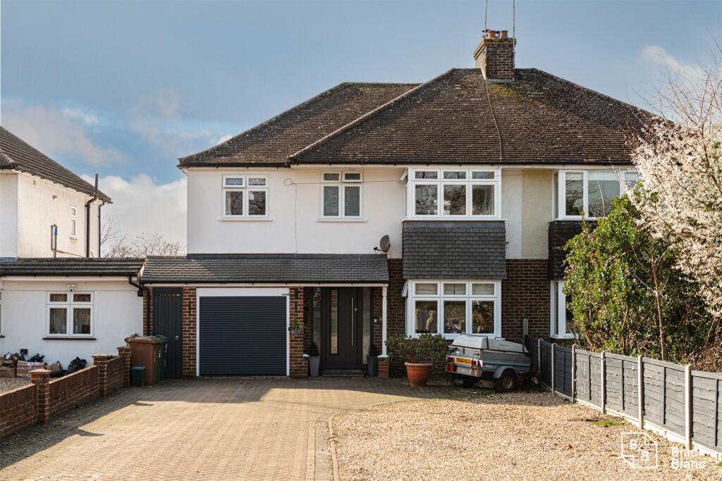 4 bedroom semidetached house for sale in Pear Tree Hill, Bonehurst