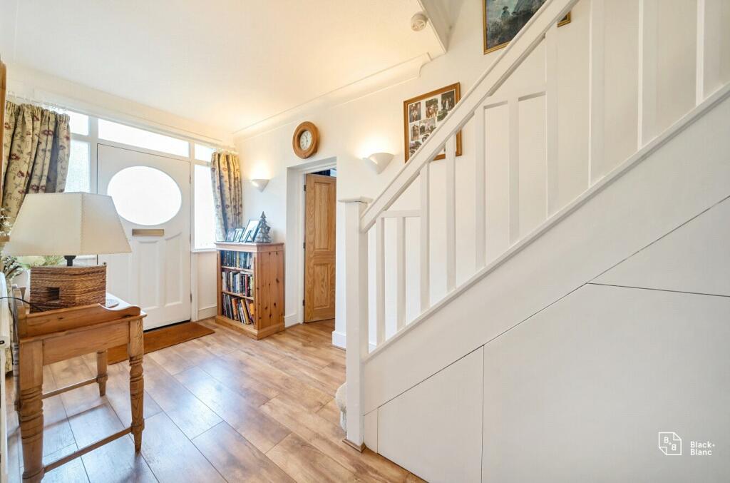 Additional property image - Hawes Lane, West Wickham, BR4