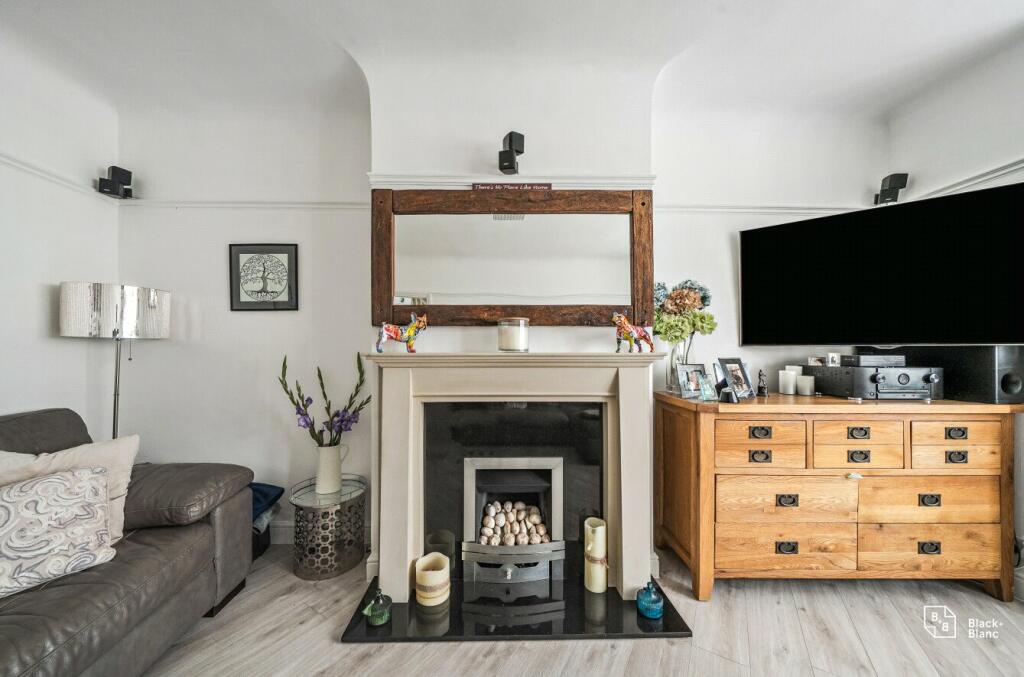 Additional property image - Hawkhurst Way, West Wickham, BR4